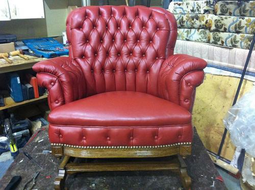 red-chair-diamond-tufted